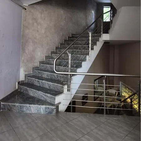 Kevin's 102 - Tirane, Albania Apartment Tirana
